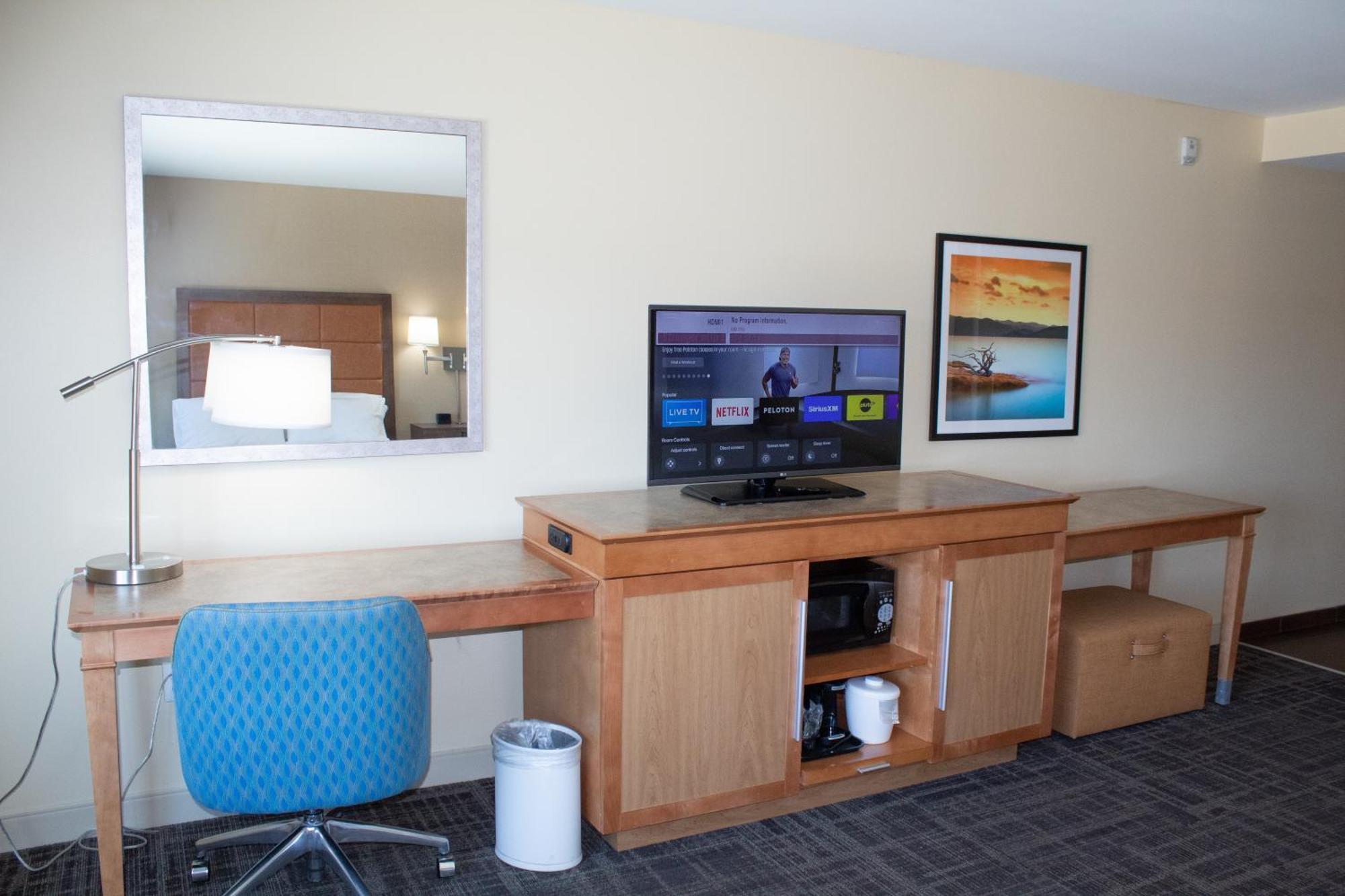 Hampton Inn & Suites Big Rapids, Mi Экстерьер фото