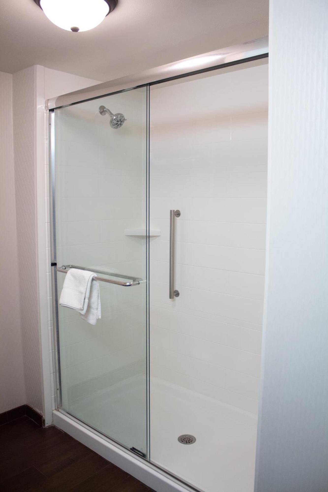 Hampton Inn & Suites Big Rapids, Mi Экстерьер фото